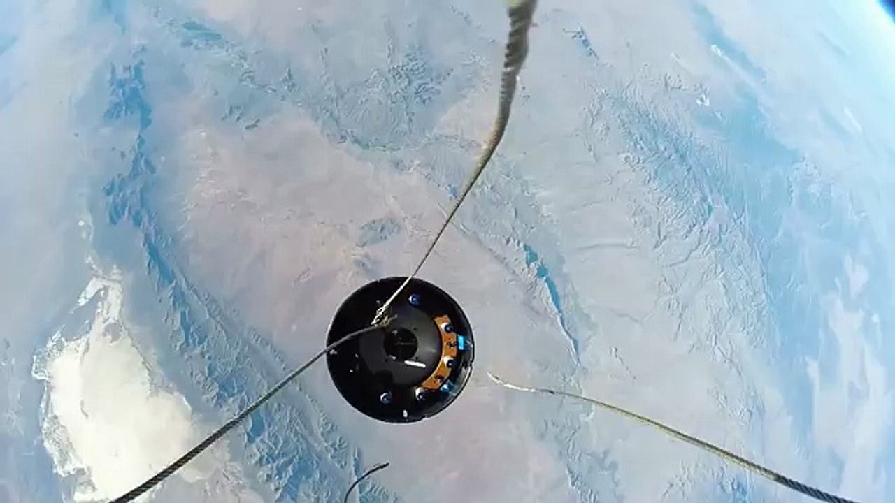 Rocket stage separation seen from the outside for the first time ever