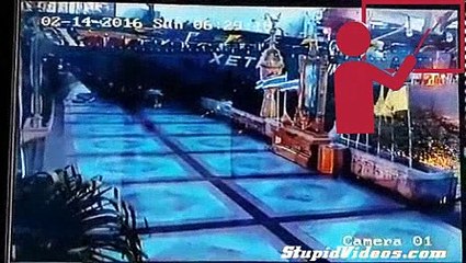 Boat Crashes Into Dock