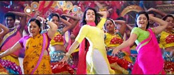 Poonam bajwa hot navel show in slowmotion