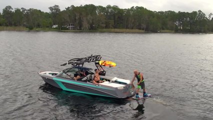 Wakeboarding Review: 2014 Super Air Nautique 230