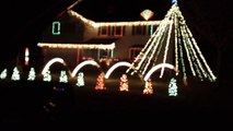 Raggi Christmas Light Show -Rockin Around the Christmas Tree