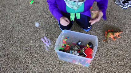 JOKER SUX! CRAZY UGLY JOKER DESTROYS TOYS! HATES CHRISTMAS!