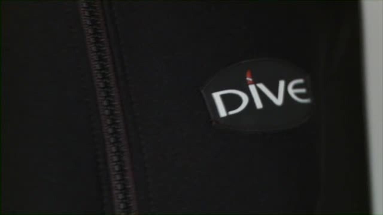 60 Second Scuba Lab: DiveGear Lycra Diveskin