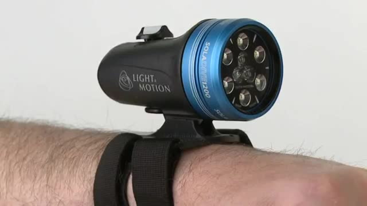 60 Second Scuba Lab Light & Motion Sola Dive 1200