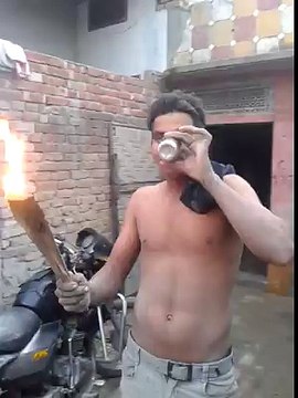 Fire stunt failure burns the boy's mouth !!!