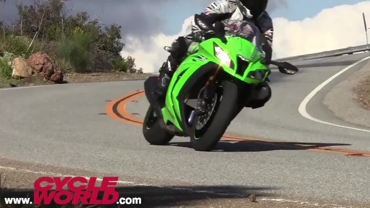 2011 Kawasaki ZX-10R Cycle World Road Test