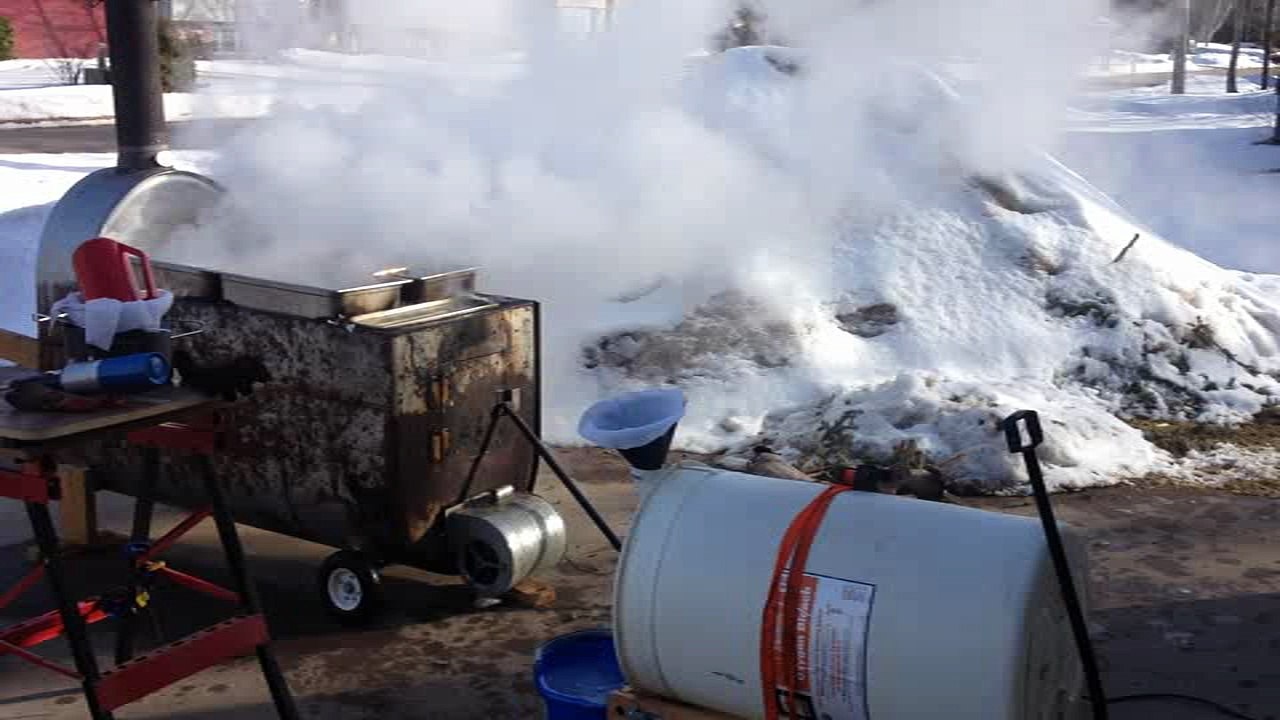 Maple Sap Steam Tray with Copper Drop Tubes in flue pans