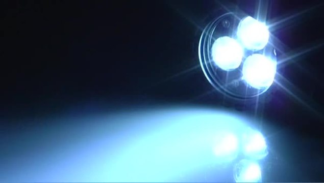 SCUBA LAB Dolphin Tech T101 Dive Torch Product Review