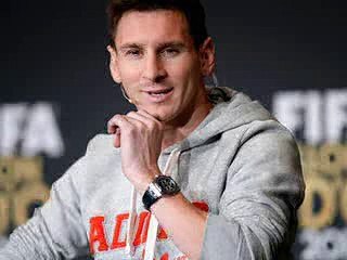 Lionel Messi passes up 300th La Liga goal 2016