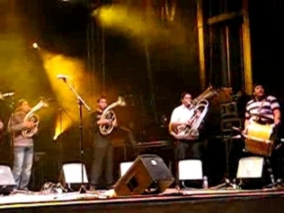 6 ème Continent Kocani Orchestra 1
