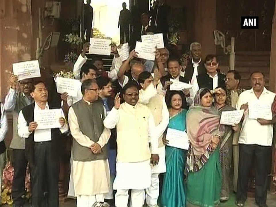 Left parties protest outside Parliament over JNU row