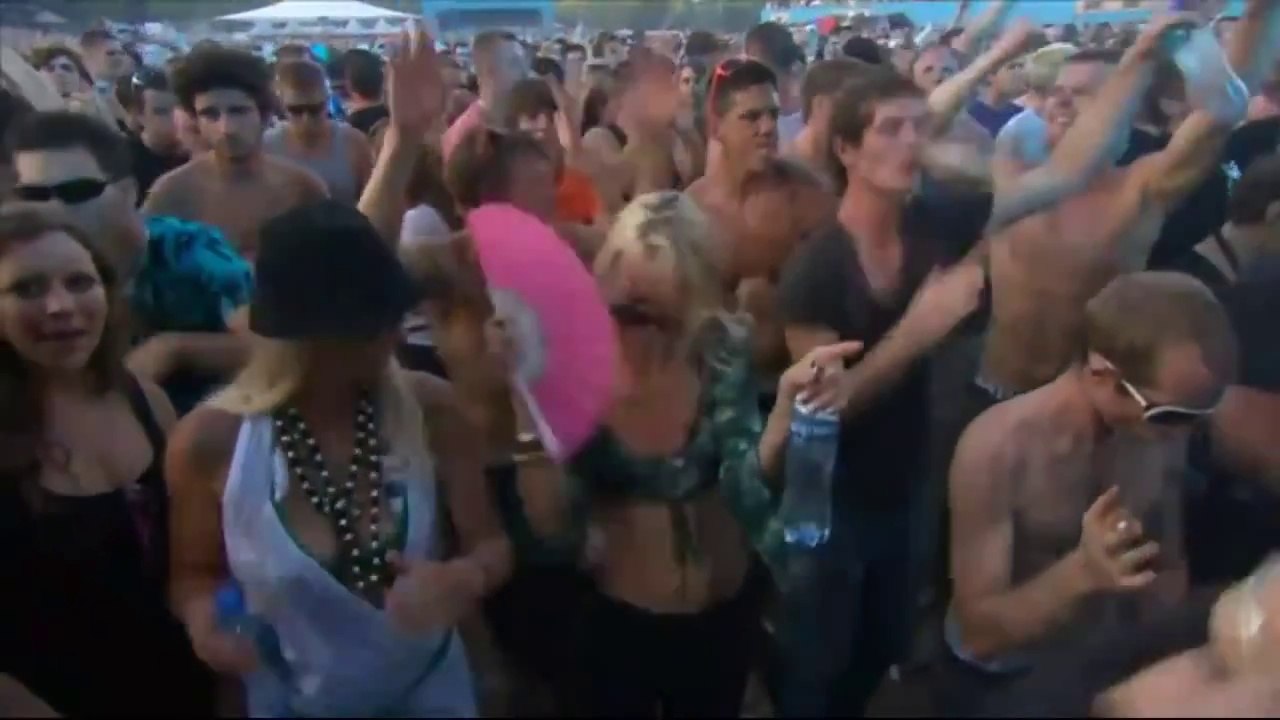 HARDSTYLE MIX 2011 || DECIBEL DANCING SEXY GIRLS || HD