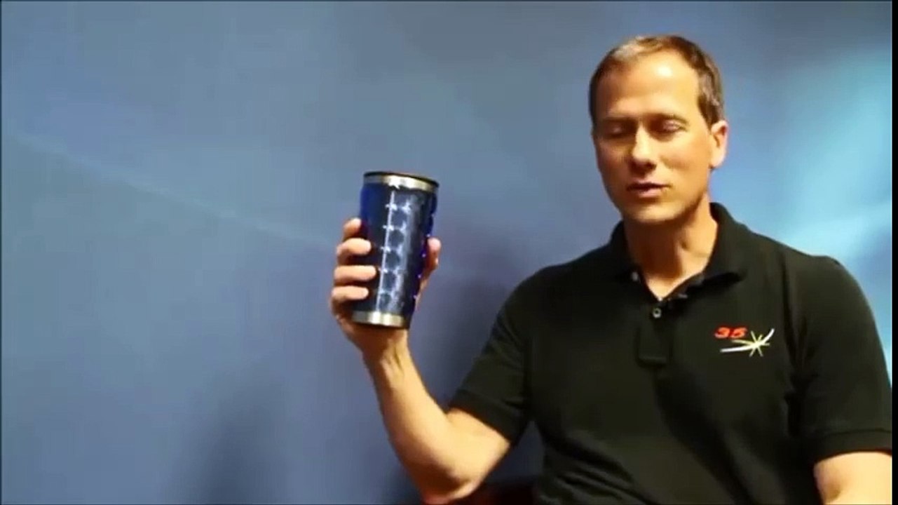 Astronaut forgets about stupid gravity