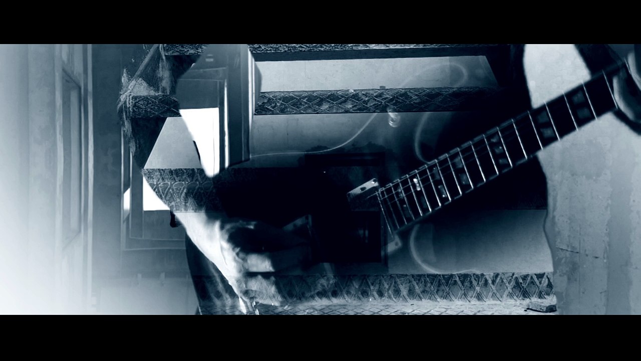 Scarlet Notes - Obrisi