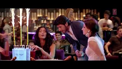 Birthday Bash - Diliwaali Zaalim Girlfriend 2015 -