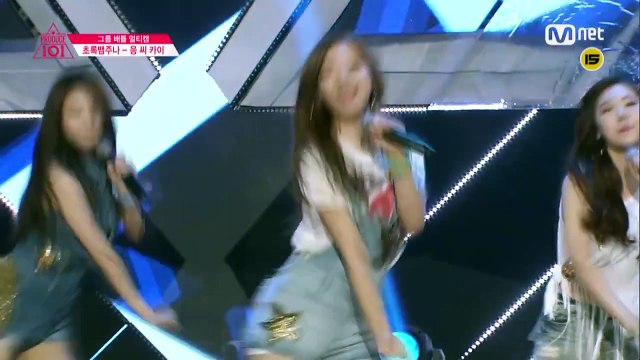 Produce 101 [직캠]일대일아이컨택 | 응 씨 카이 - 2조 씨스타 ♬ Push Push 160212 EP.4