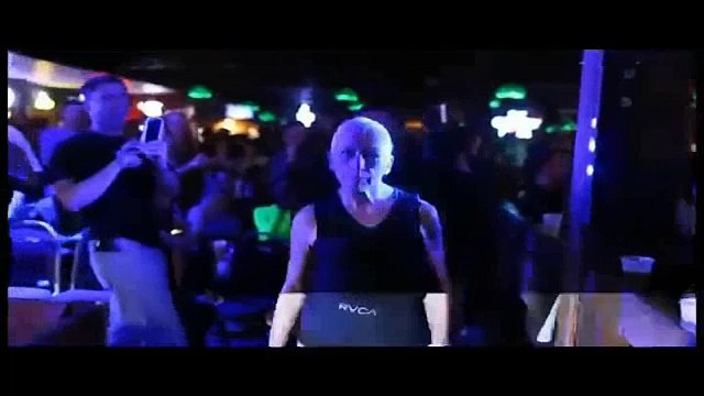 68 yaşındaki kafes dövüşçüsü!