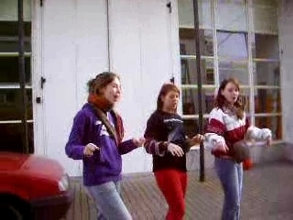 SchOoL |\_.-]> 12.03
