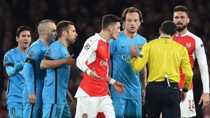 İngilizler, Mesut Özil'i Yerden Yere Vurdu