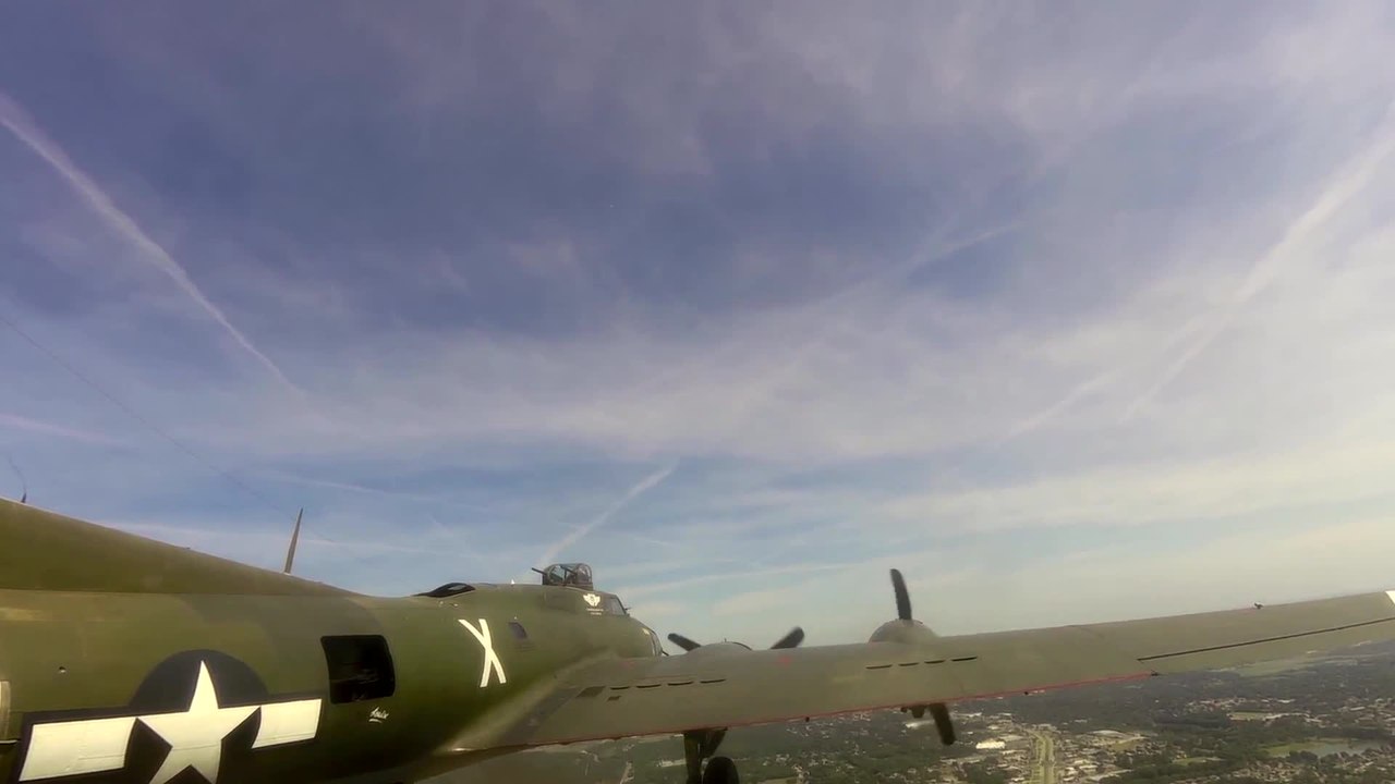 B-17 Flying Fortress at Sun 'n Fun 2014 | Flying Is... Freedom