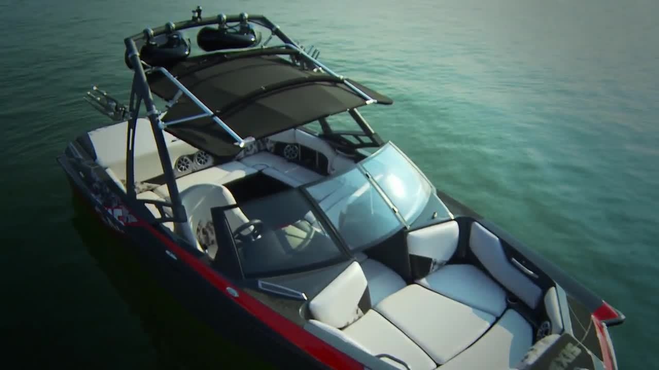 2013 Axis RECON Edition