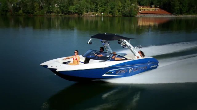 2013 Malibu Wakesetter 22 MXZ