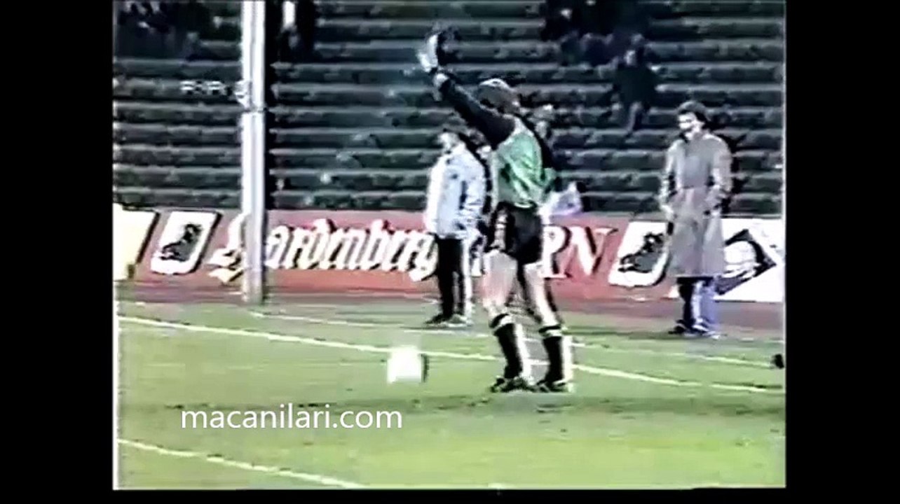 02.03.1983 - 1982-1983 UEFA Cup Winners' Cup Quarter Final 1st Leg Bayern Munchen 0-0 Aberdeen FC