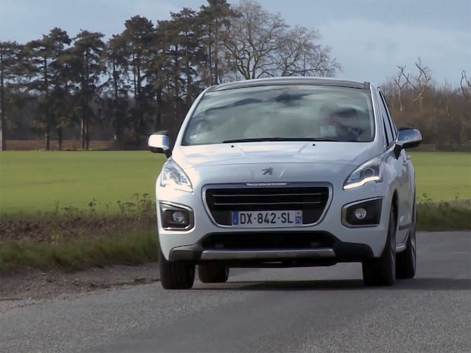 Essai Peugeot 3008 2.0 BlueHDI 150 Féline 2016