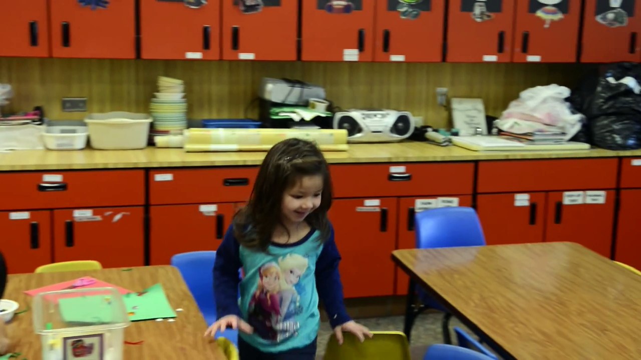 Soldier Surprises Daughter at School
