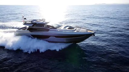 Новая спортивная яхта Riva 76 Perseo