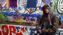 Stéphie Graf, 28 ans, Street artist - Filles d'Aujourd'hui du 07/03/15 - CANAL+