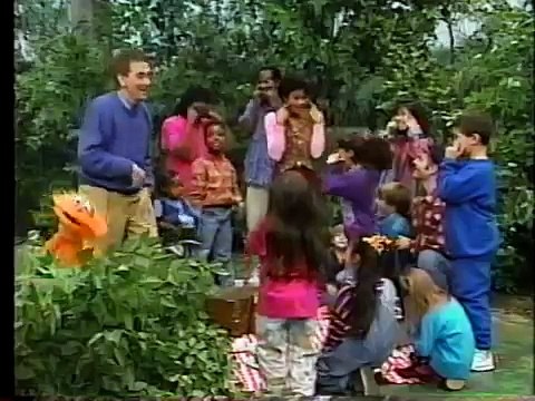 Sesame Street Zoe Spends The Day with Bob (Re upload)