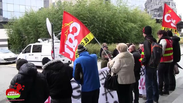 24 février 2016 : les salariés d'ECOPLA sont devant le tribunal de commerce