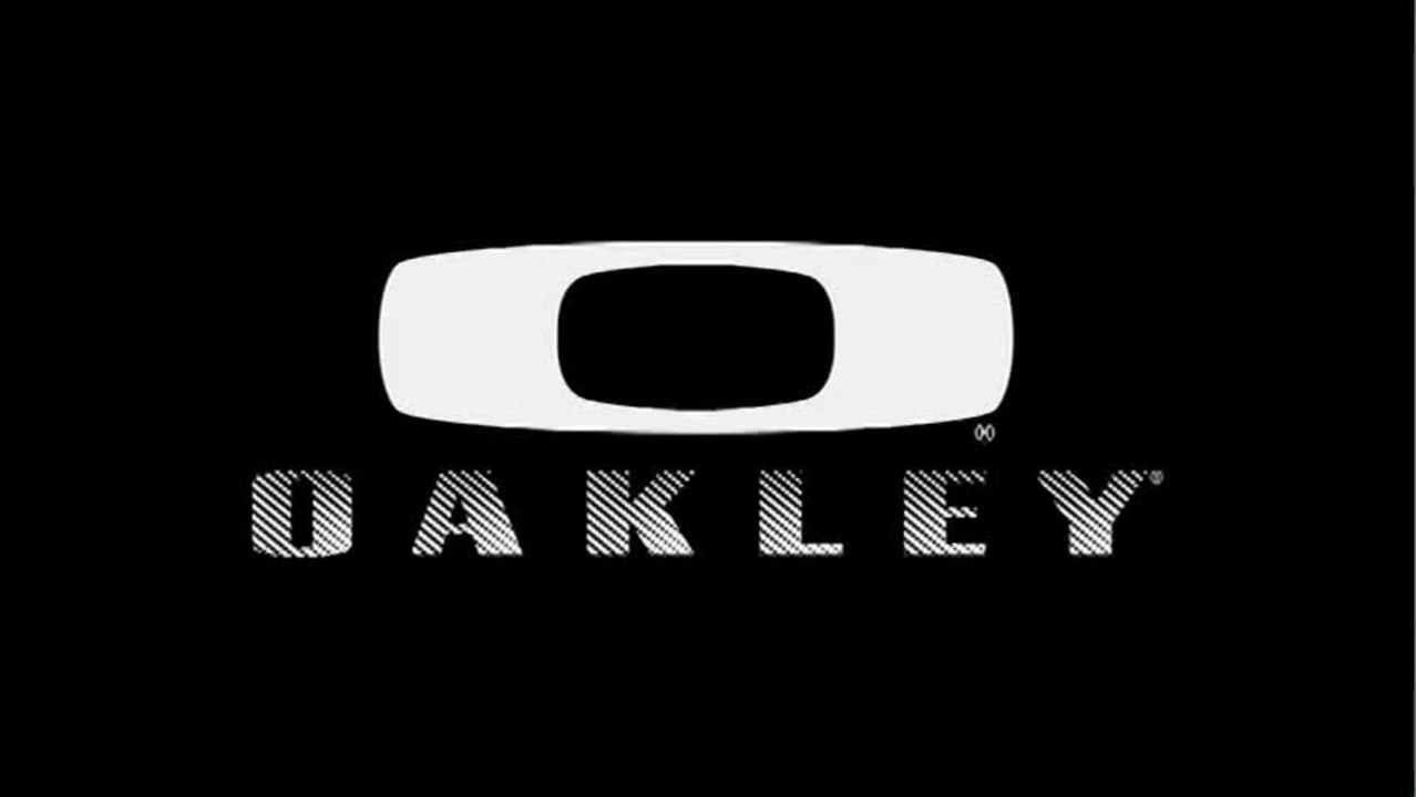 Oakley-desktop