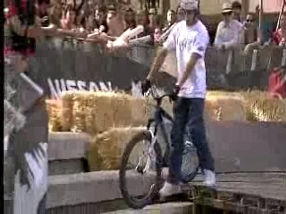 PAUL Basagoitia QashQai Urban Challenge North Shore