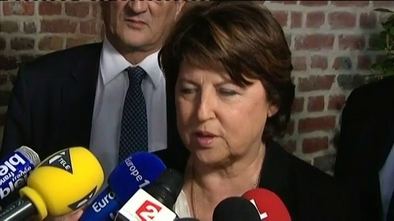 "La gauche progressiste, la gauche moderne, c'est nous", lance Martine Aubry