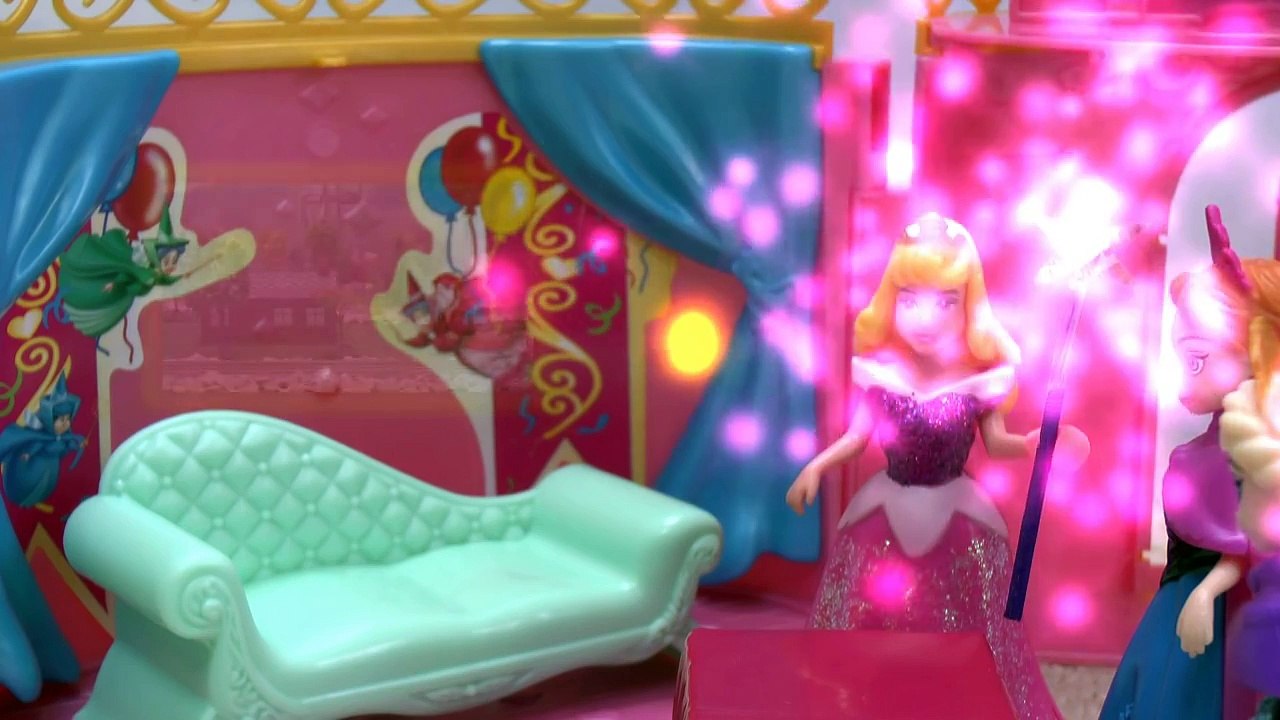 Joker SHRINKS Princesses! Revenge MakeOver, Play-Doh Canon Disney Dc Comic by HobbyKidsTV