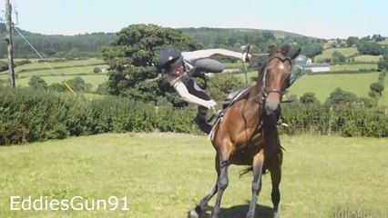 Compilations of accidents with horses - Die razor - Hottest funny moments