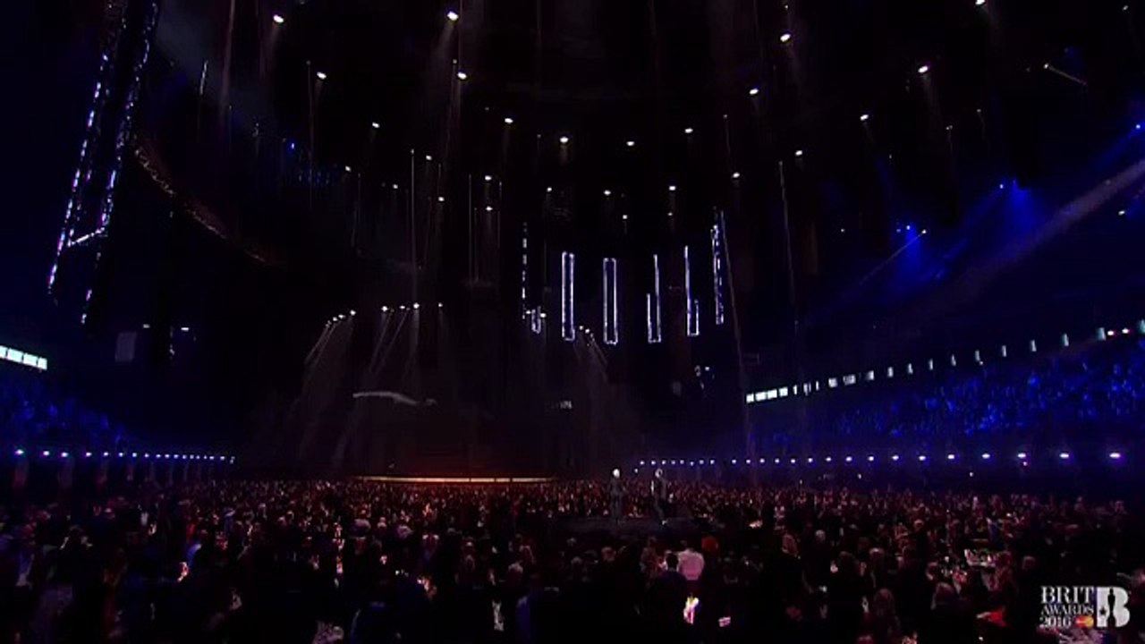 David Bowie Tribute with Lorde @ Live at BRIT's 2016