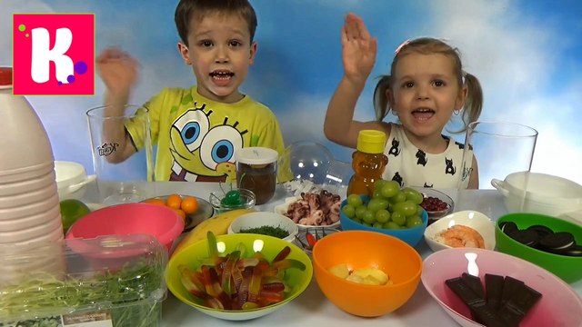 Смузи челлендж с осьминогами и червяками от Макса и Кати Smoothies Challenge with worms and octopus