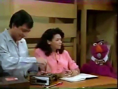 Classic Sesame Street - Scenes from 2405