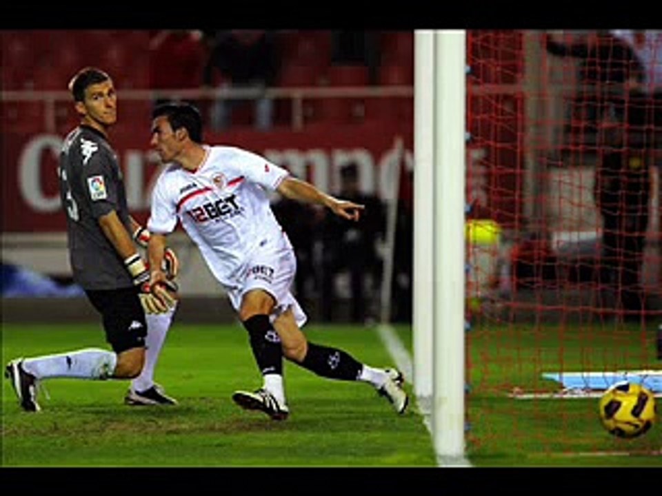 Valencia vs Logrones 4-1 - November 11 2010