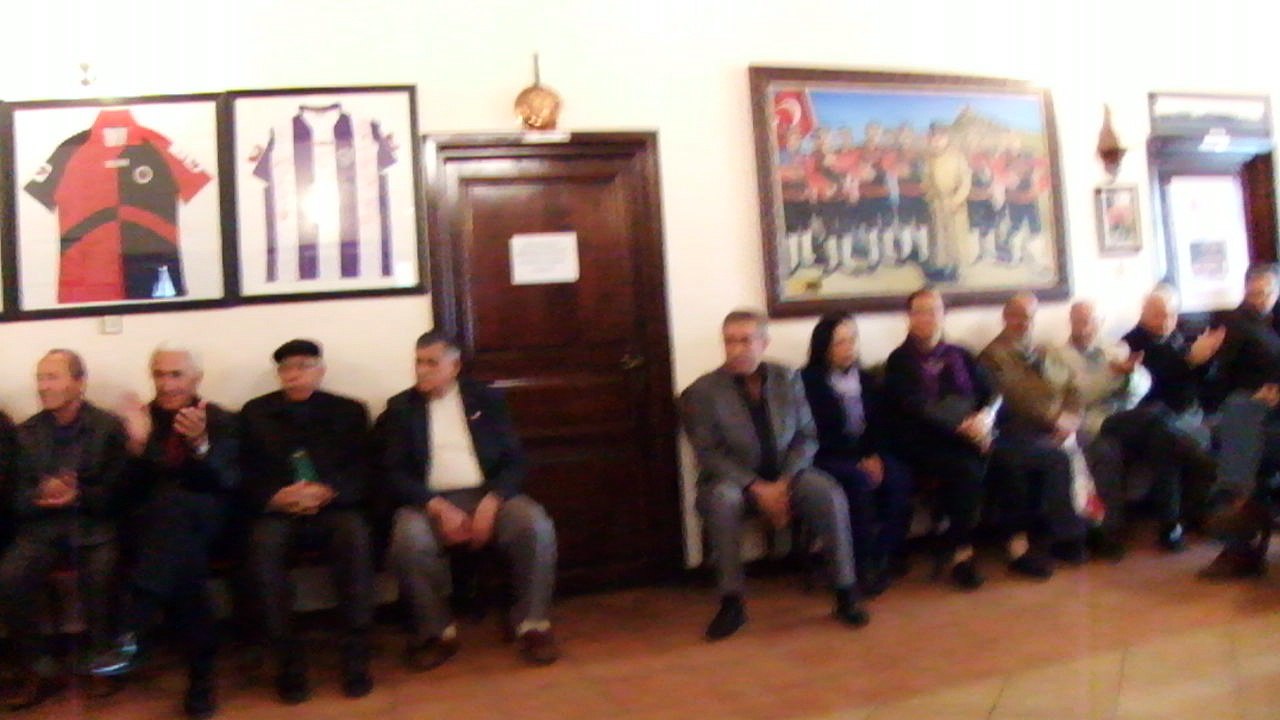 MORKOYUN Ank Oyun Havası  ( Haluk Balaban Arşiv )