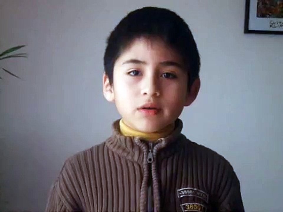carl 7 ans récite sa poésie (le bonhomme de neige)