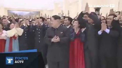 Les images délirantes de Kim Jong-Un qui félicite des scientifiques