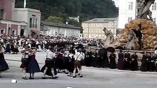 Vídeo 12 - Apresentação de dança típica em Salzburg