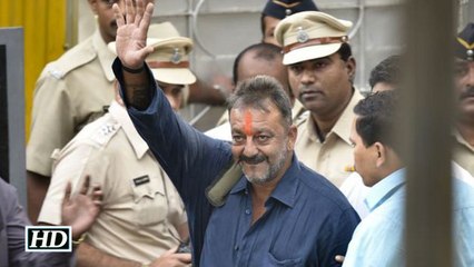 Sanjay Dutt released from Yerwada Jail Watch Video
