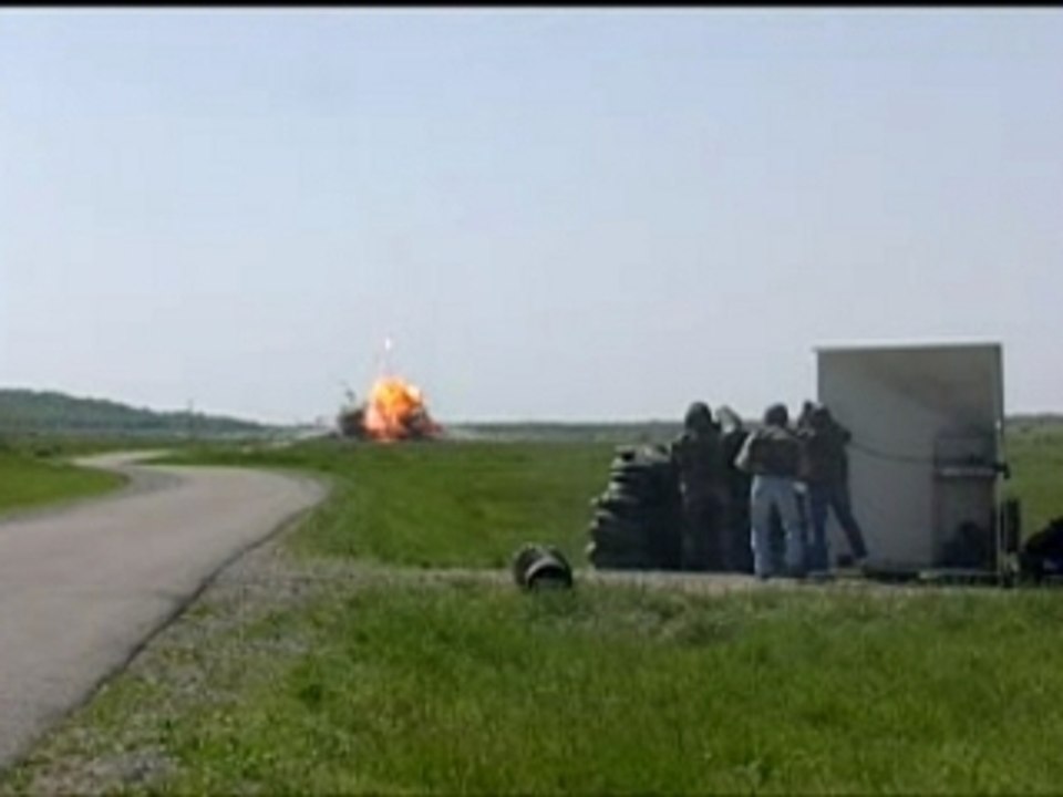 War on Iraq - What a Hellfire Rocket