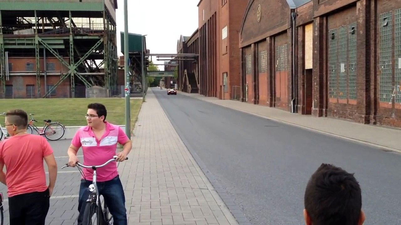 edo competition Audi R8 V10 - 0-335km-h on German Autobahn - 108