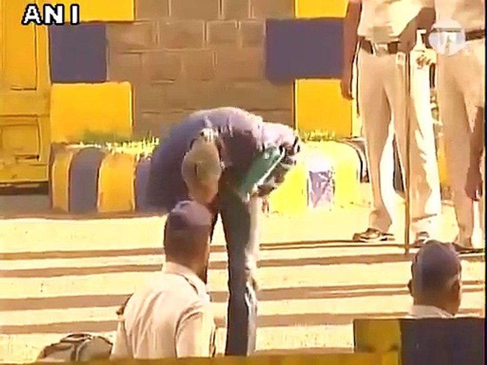 Sanjay Dutt came out from Jail